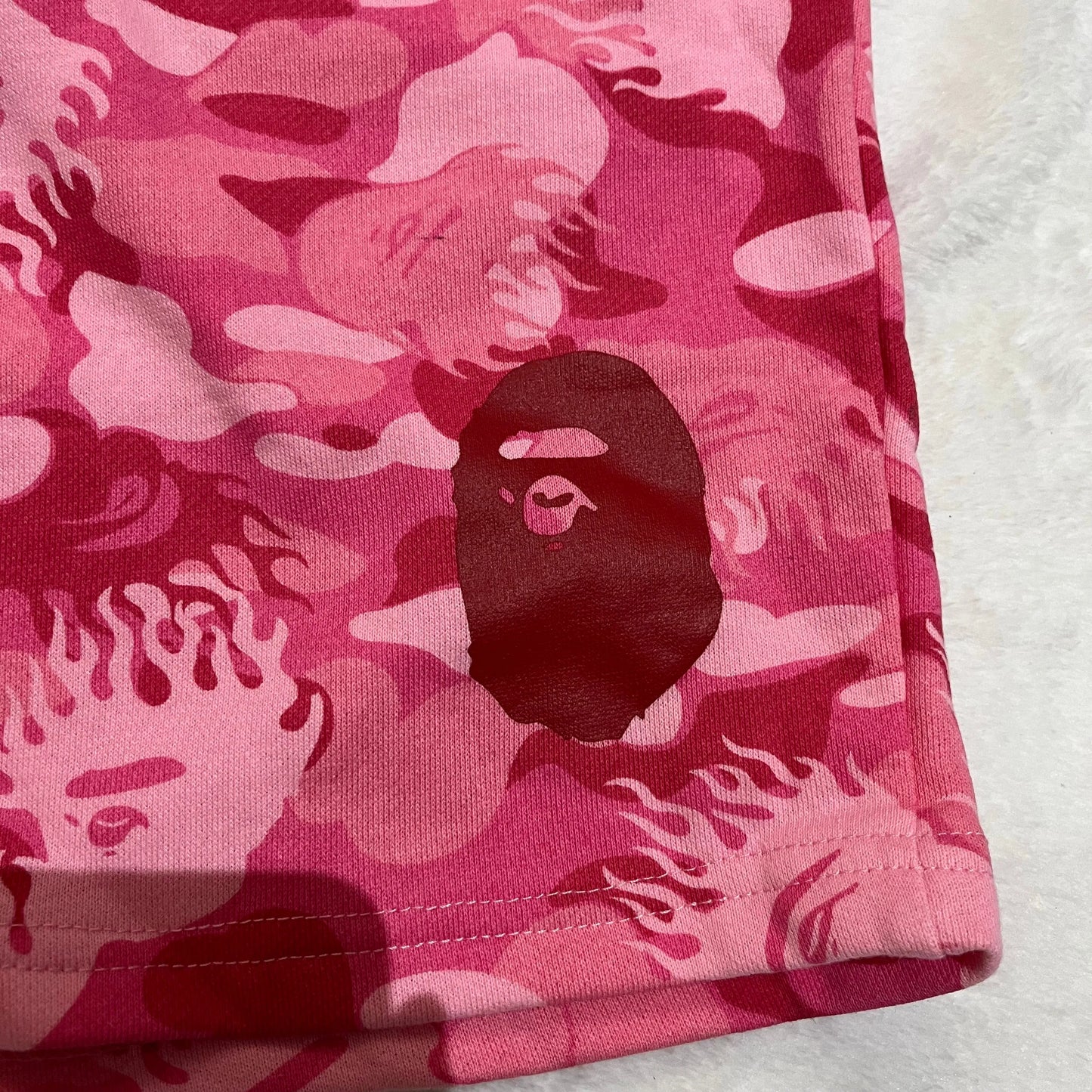BAPE FIRE CAMO SWEAT SHORTS PINK