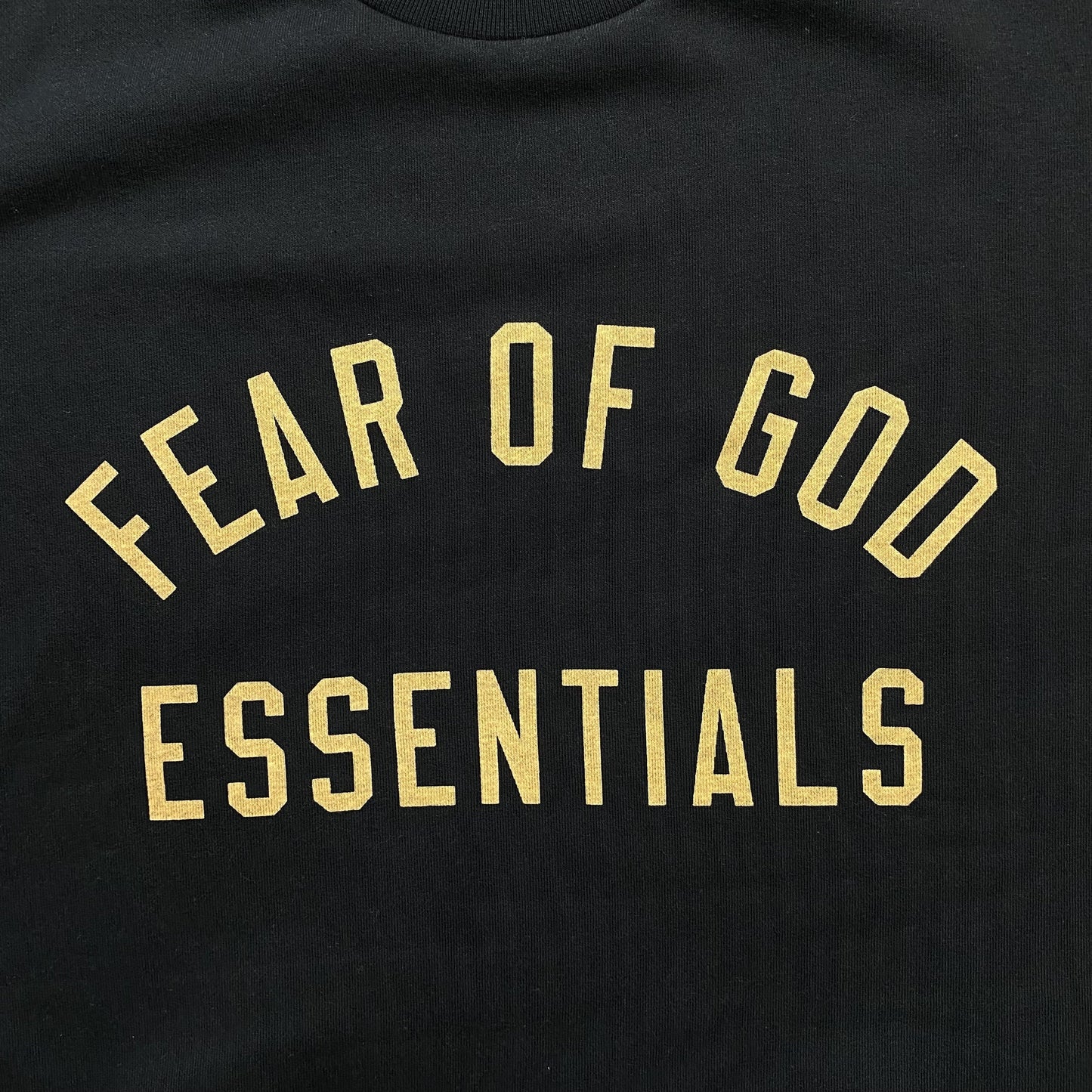 FEAR OF GOD ESSENTIALS CREWNECK BLACK