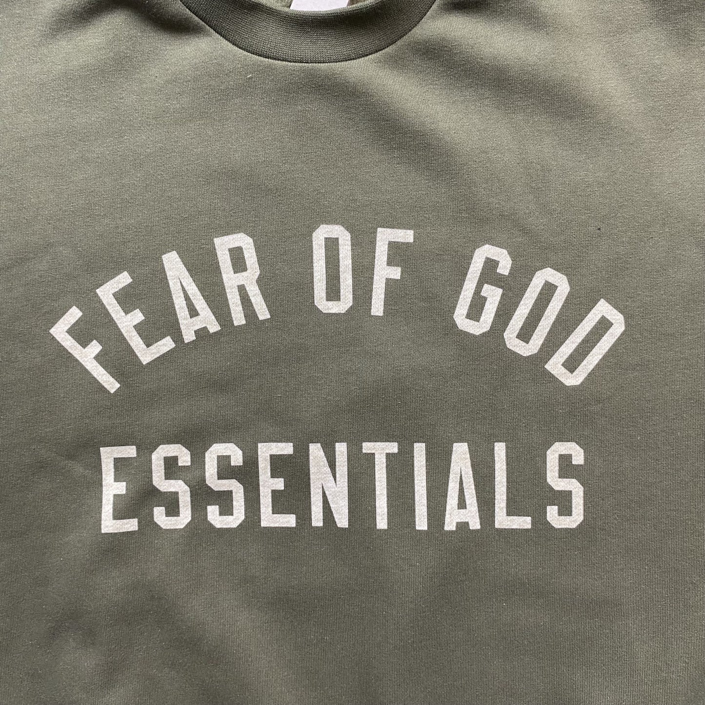 FEAR OF GOD ESSENTIALS CREWNECK MILITARY