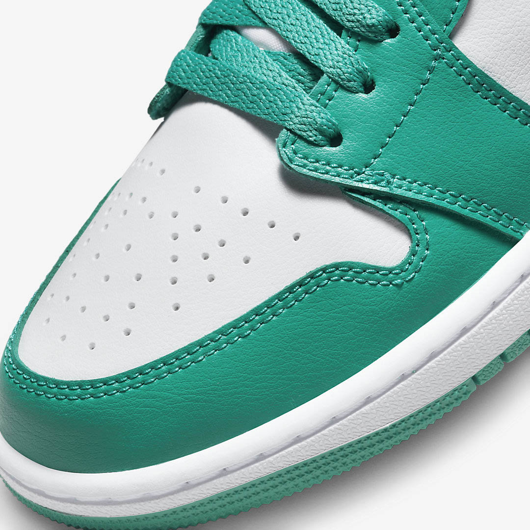 JORDAN 1 LOW WMNS NEW EMERALD