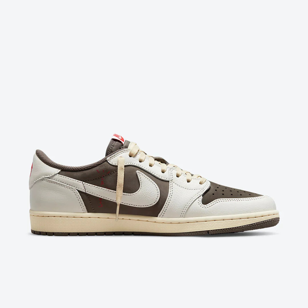 JORDAN 1 LOW X TRAVIS SCOTT OG REVERSE MOCHA