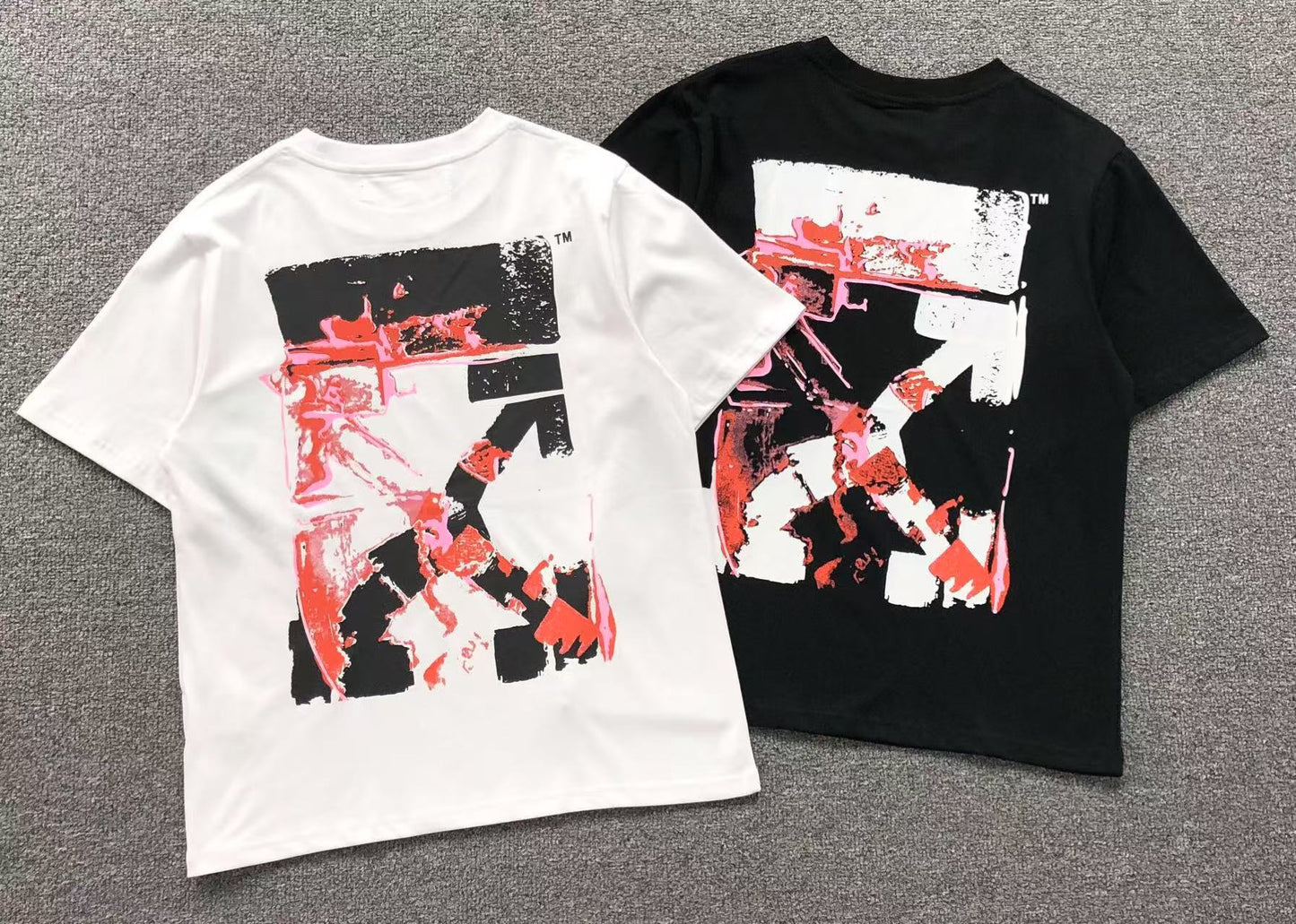 Off White Acrylic Arrow Tee Black
