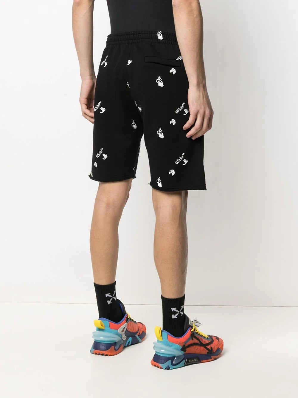 OFF WHITE ALL OVER LOGO PRINT SHORTS