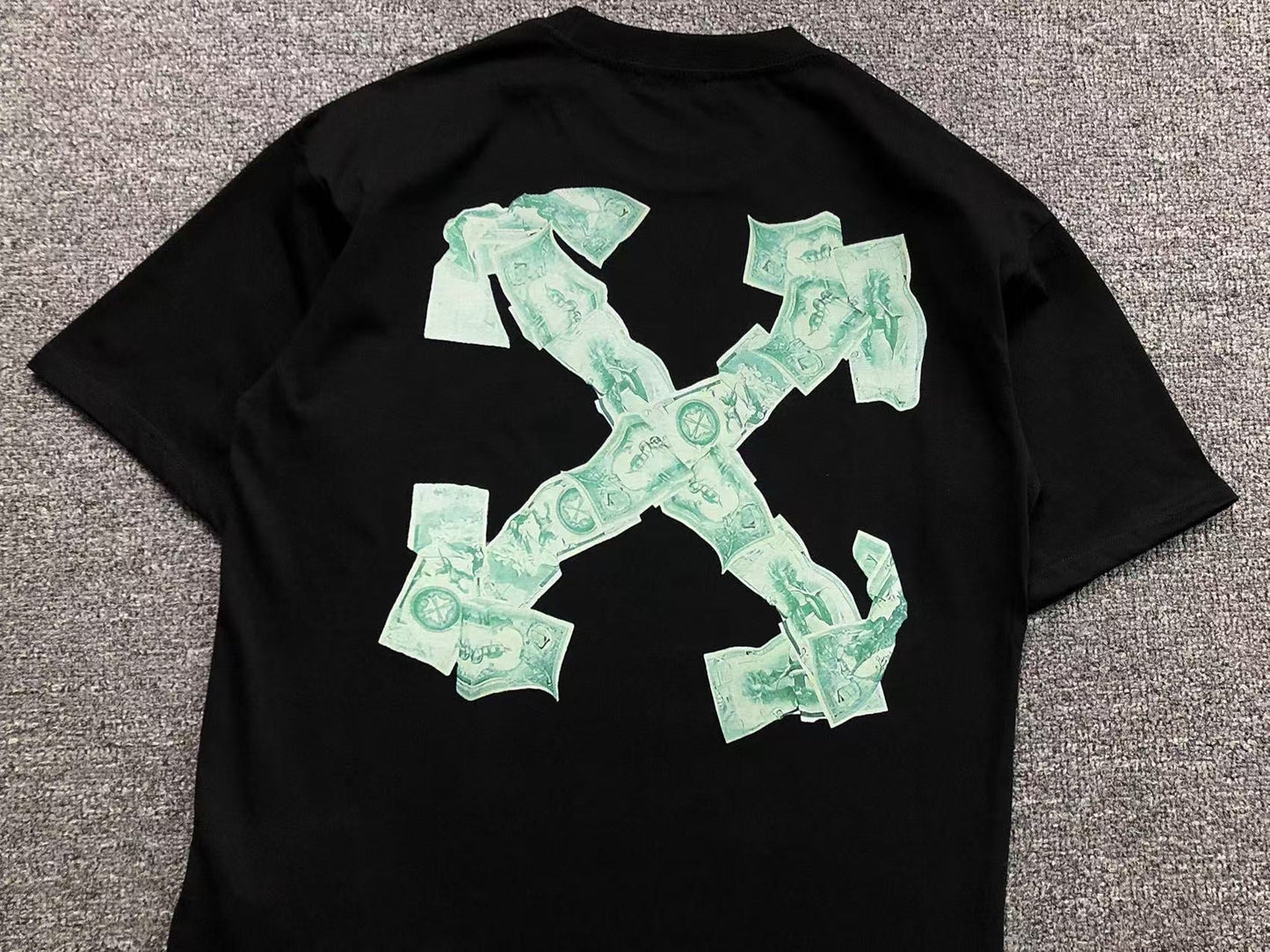 OFF WHITE ARROW CASH TEE BLACK