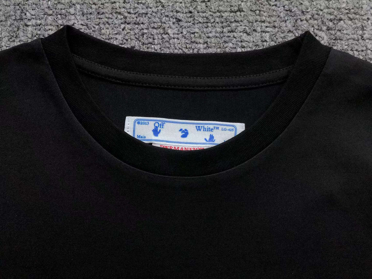 Off White Graffiti Arrow Tee Black