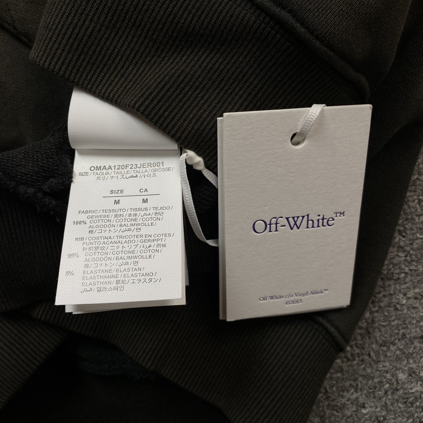 OFF WHITE MARY SKATE HOODIE BLACK