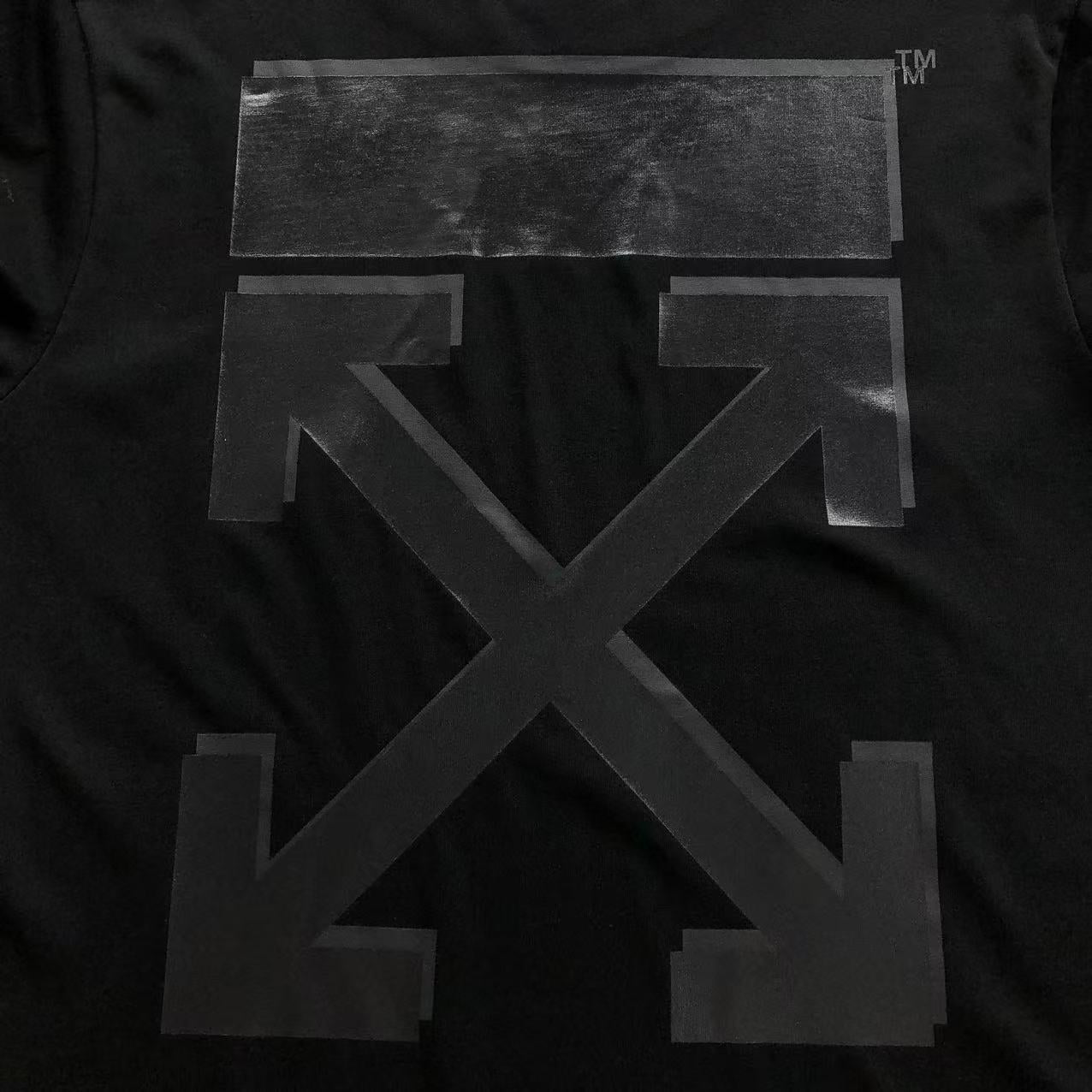 Off White Rubber Arrow Tee Black