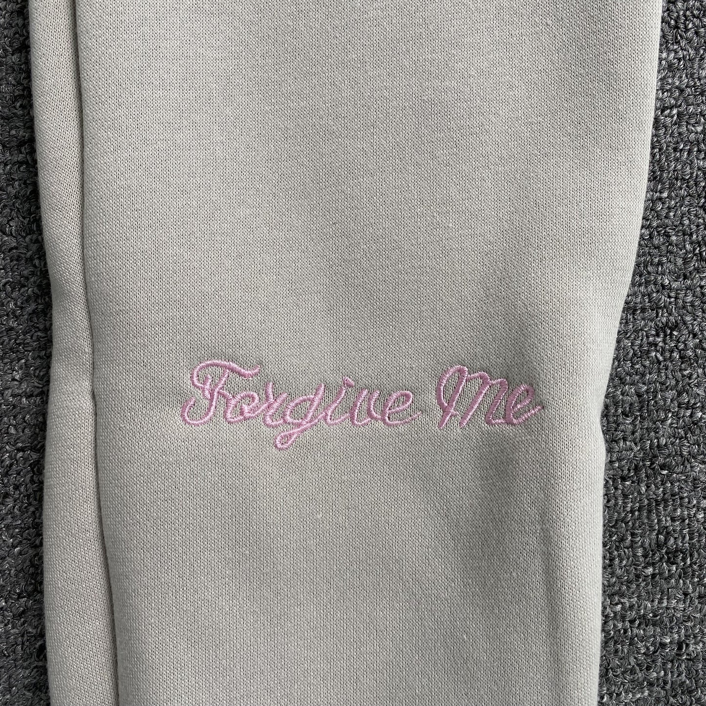 SYNA WORLD SYNA LOGO PANTS GREY PINK