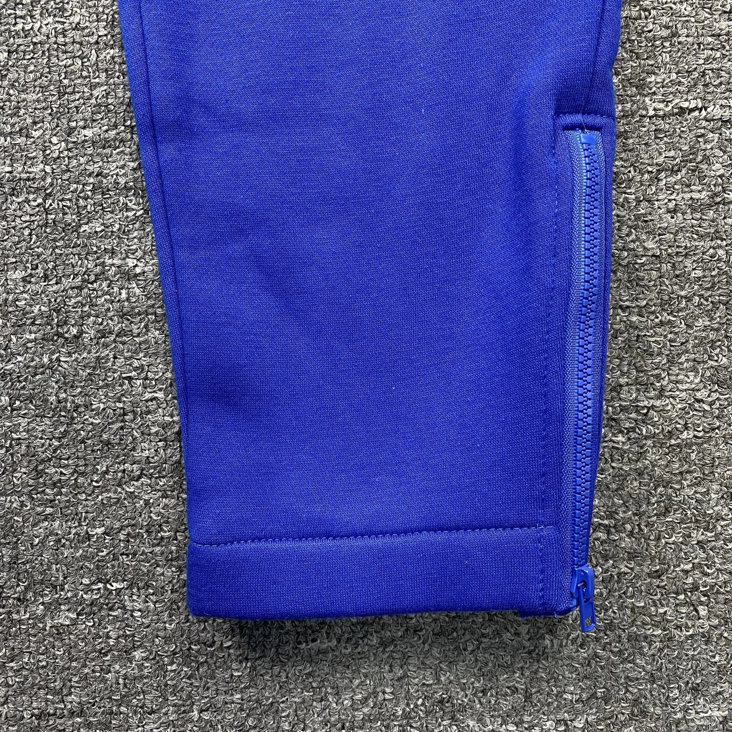 TRAPSTAR CHENILLE DECODED TRACKSUIT DAZZLING BLUE