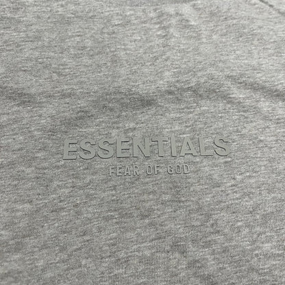 Remera Essentials Small Logo L