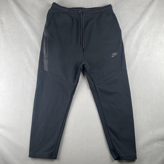 Nike tech pants black (Joggers)