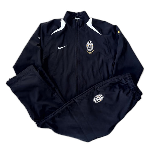 Nike x Juventus Turin Vintage *Premium* Tracksuit 2005/06 |