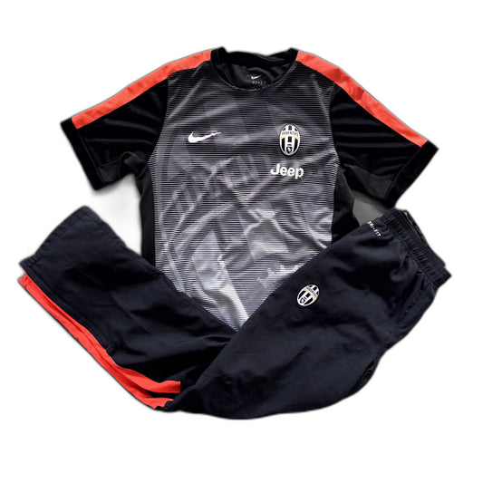 Nike x Juventus Turin Vintage Tracksuit 2014/15 |
