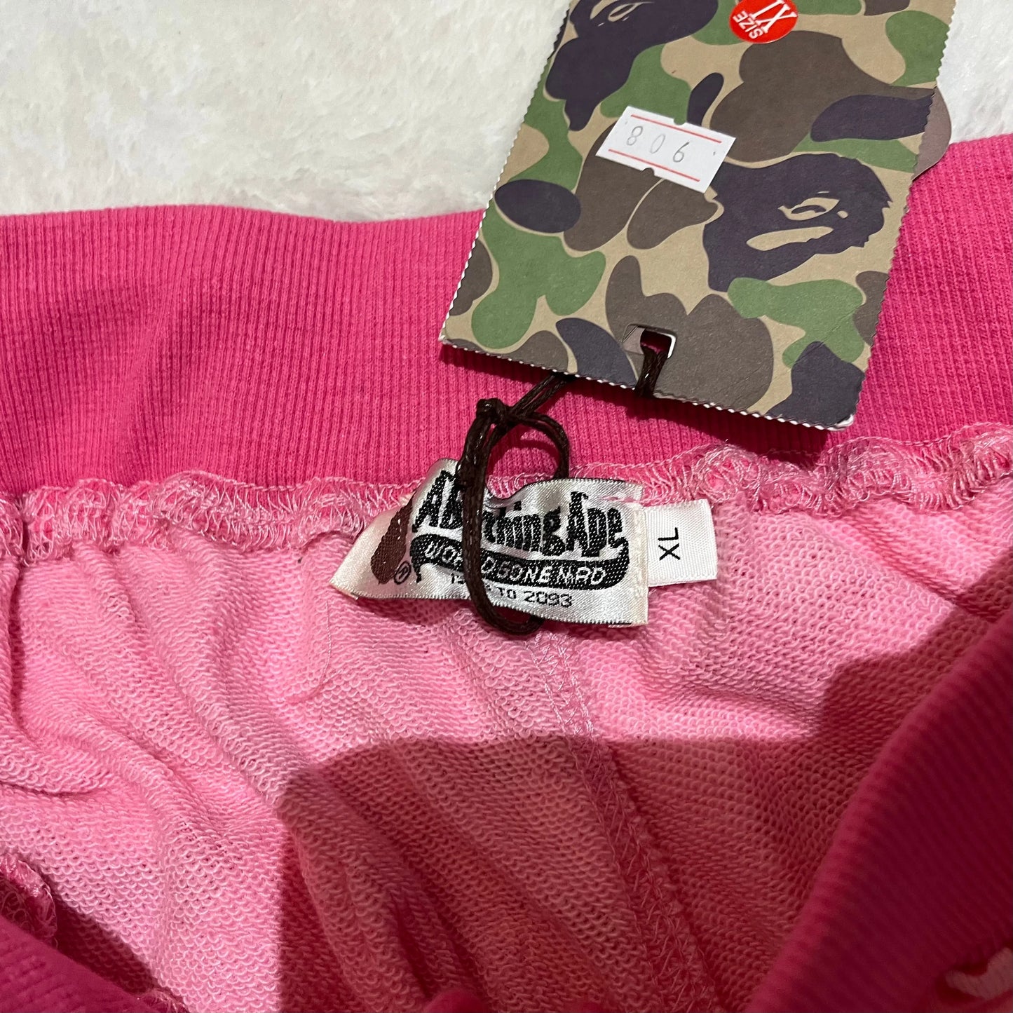 BAPE FIRE CAMO SWEAT SHORTS PINK