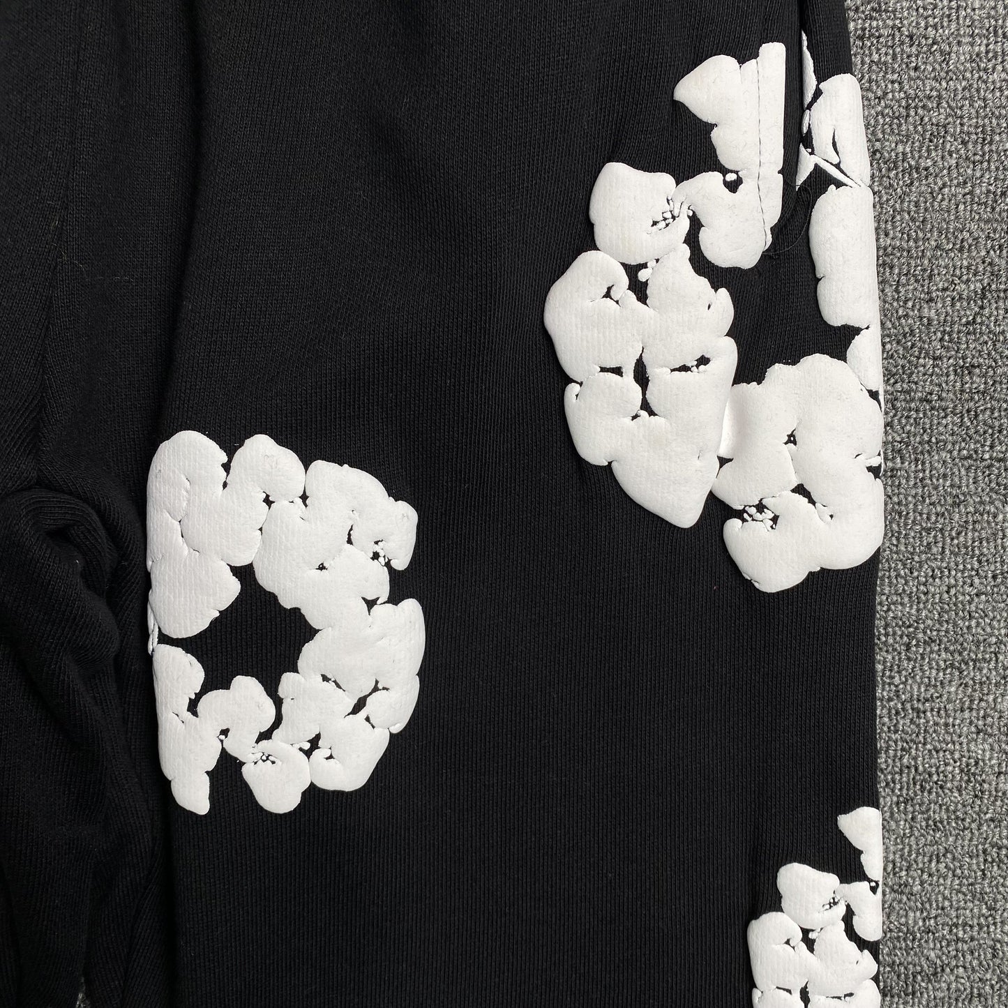 DENIM TEARS THE COTTON WREATH SWEATPANTS BLACK