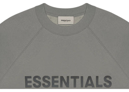 FEAR OF GOD ESSENTIALS CREWNECK APPLIQUE LOGO CEMENT