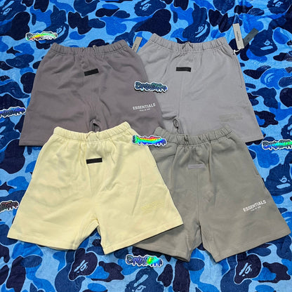 FEAR OF GOD ESSENTIALS SHORTS DESERT TAUPE