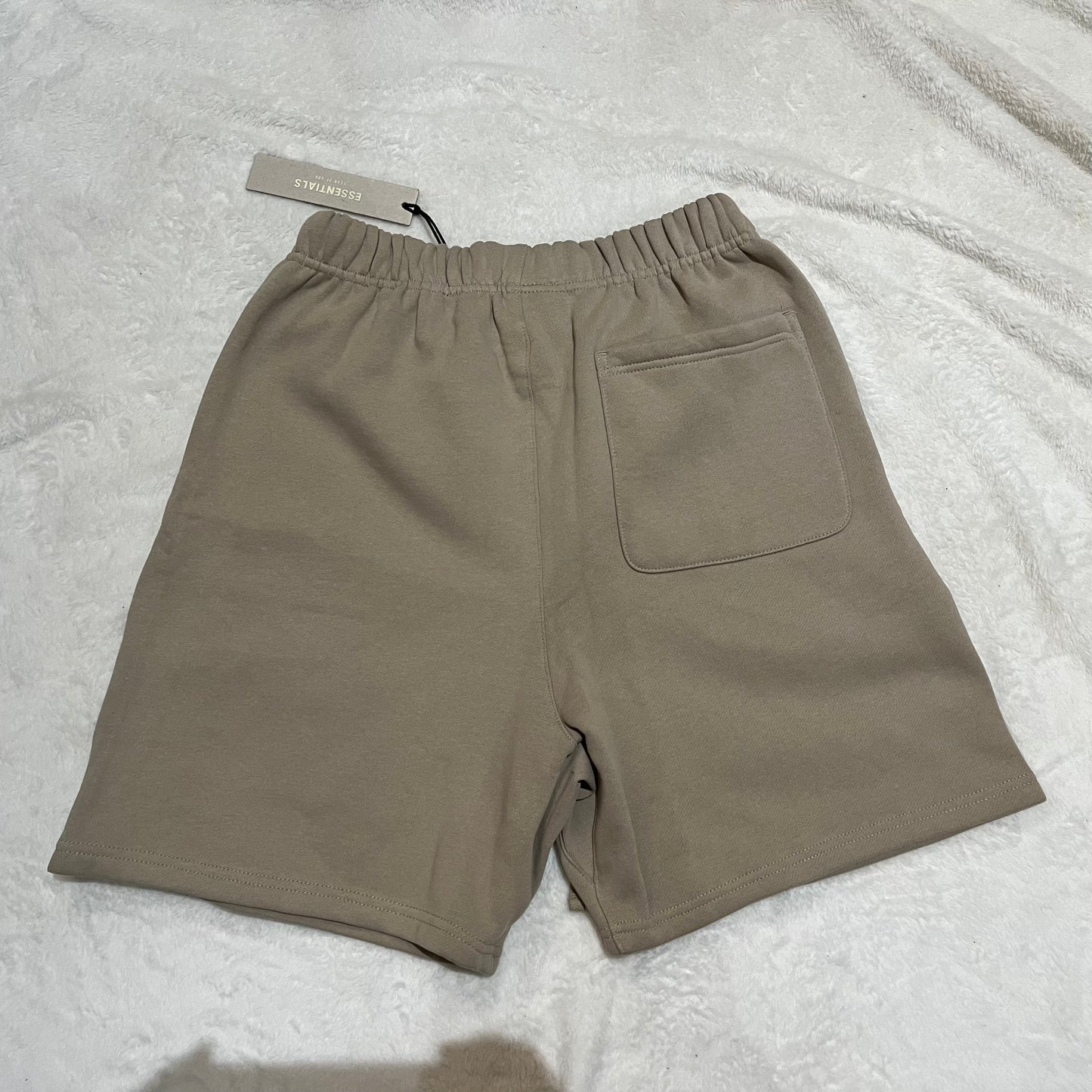 FEAR OF GOD ESSENTIALS SHORTS (SS21) TAUPE