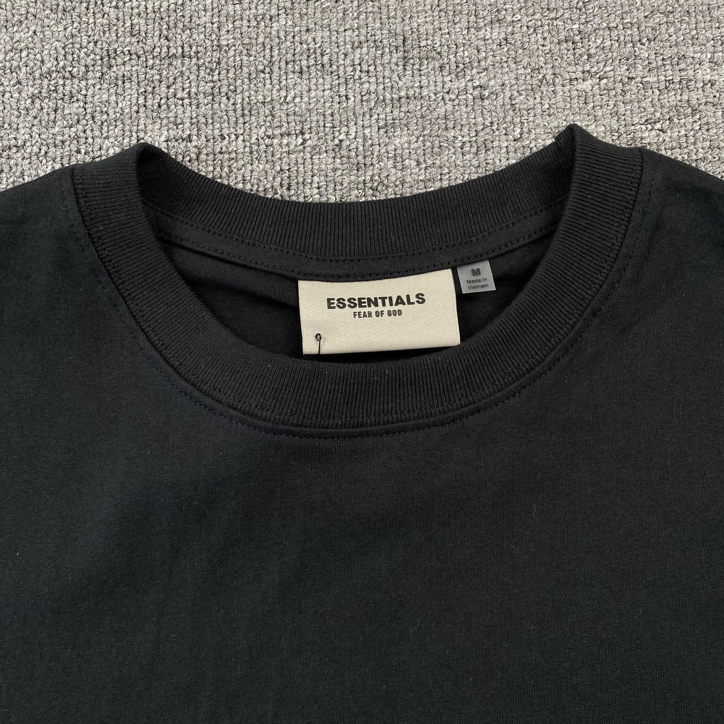 FEAR OF GOD ESSENTIALS TEE BLACK/STRETCH LIMO