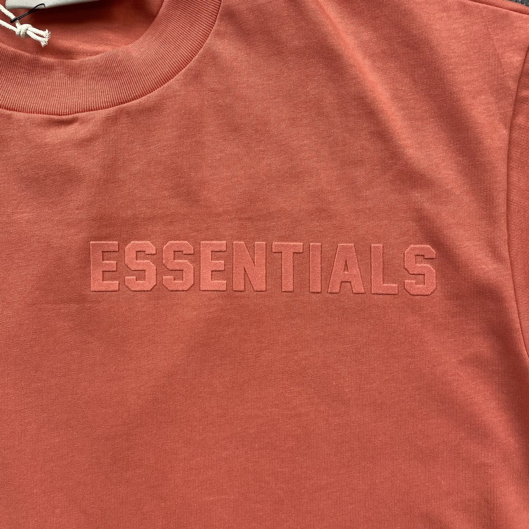 FEAR OF GOD ESSENTIALS TEE CORAL