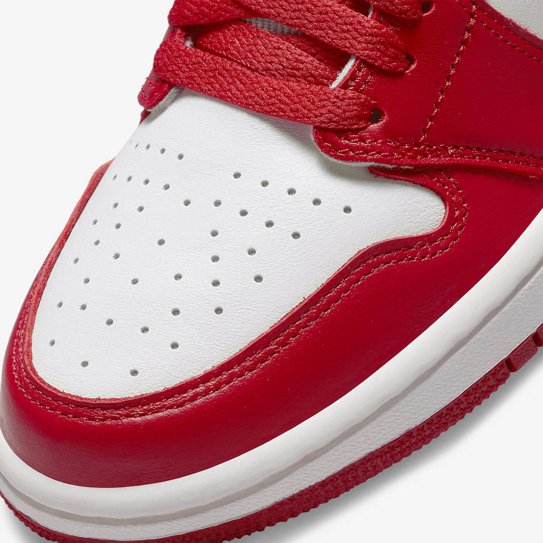 JORDAN 1 HIGH OG WMNS NEWSTALGIA