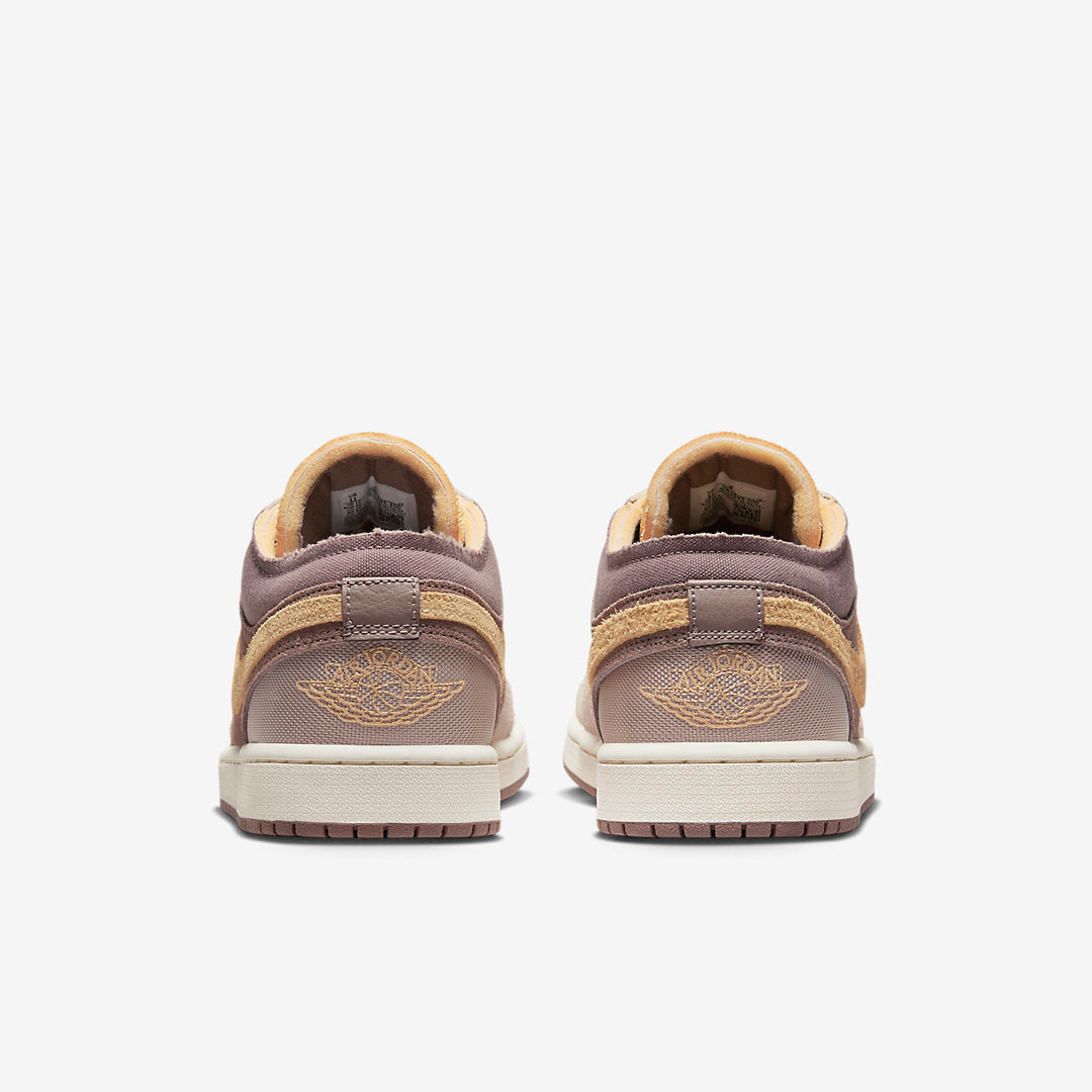 JORDAN 1 LOW INSIDE OUT
