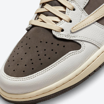 JORDAN 1 LOW X TRAVIS SCOTT OG REVERSE MOCHA
