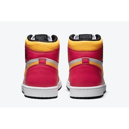 JORDAN 1 RETRO HIGH OG LIGHT FUSION RED