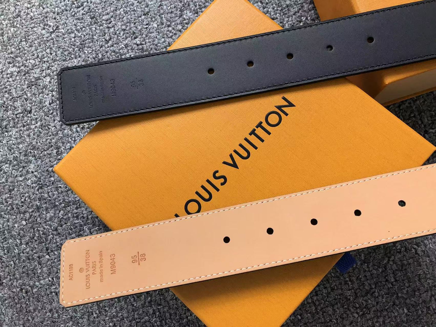 Louis Vuitton Monogram Gold LV Initials Belt Black