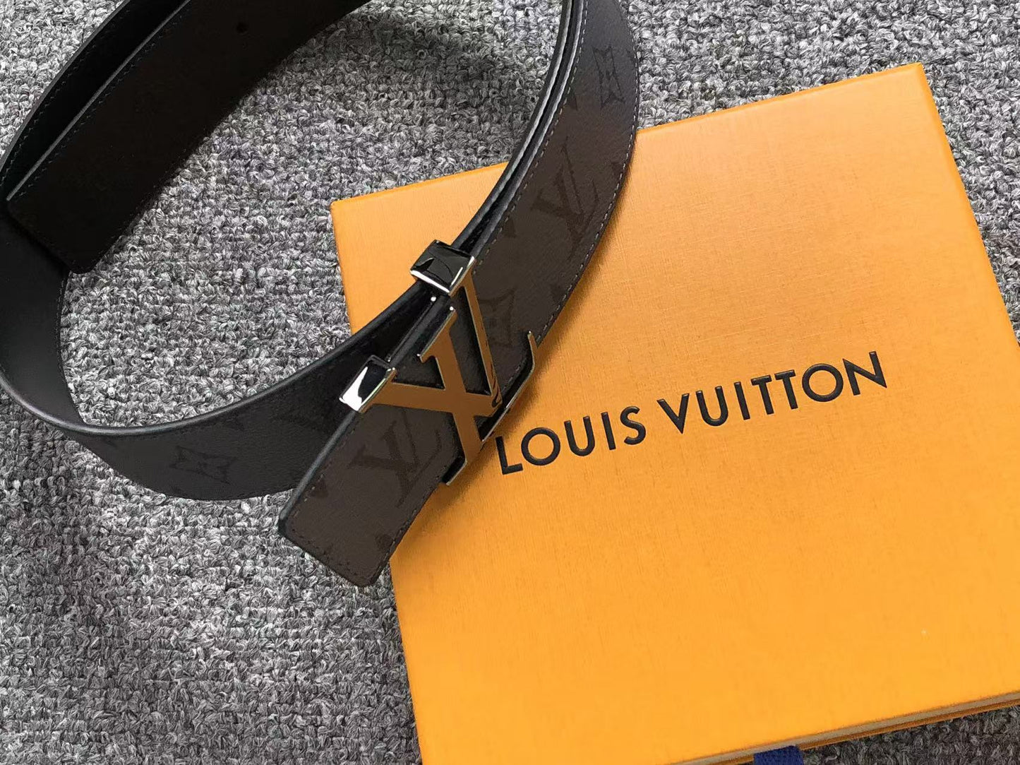 Louis Vuitton Monogram Silver LV Initials Belt Grey