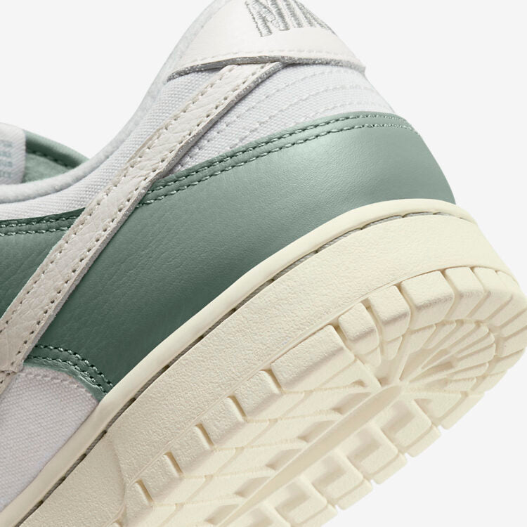 NIKE DUNK LOW MICA GREEN