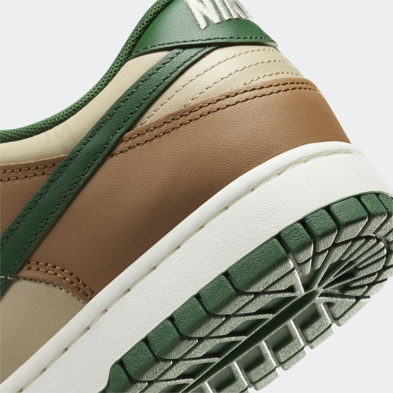 NIKE DUNK LOW RATTAN GORGE GREEN