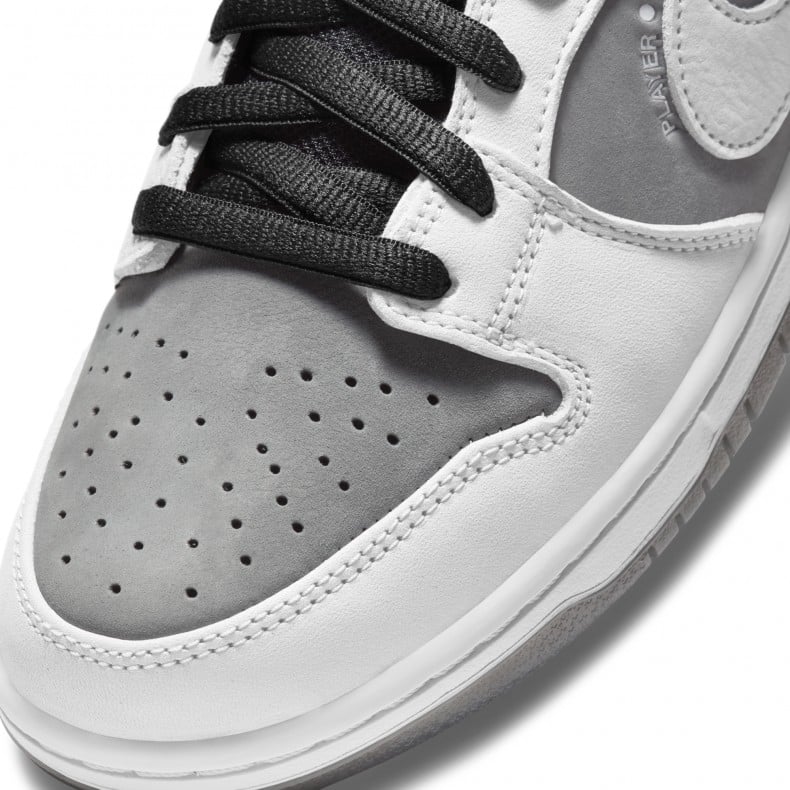 NIKE SB DUNK LOW VX1000