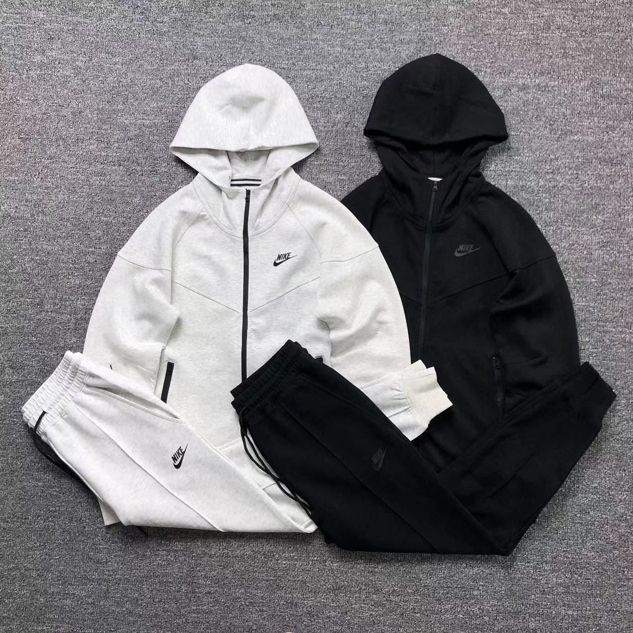 Nike Tech Fleece Tracksuit Black