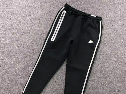 Nike Tech Fleece Tracksuit Reflective Black