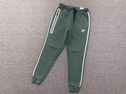 Nike Tech Fleece Tracksuit Reflective Green