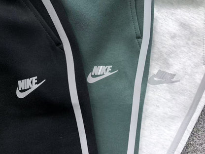 Nike Tech Fleece Tracksuit Reflective Black