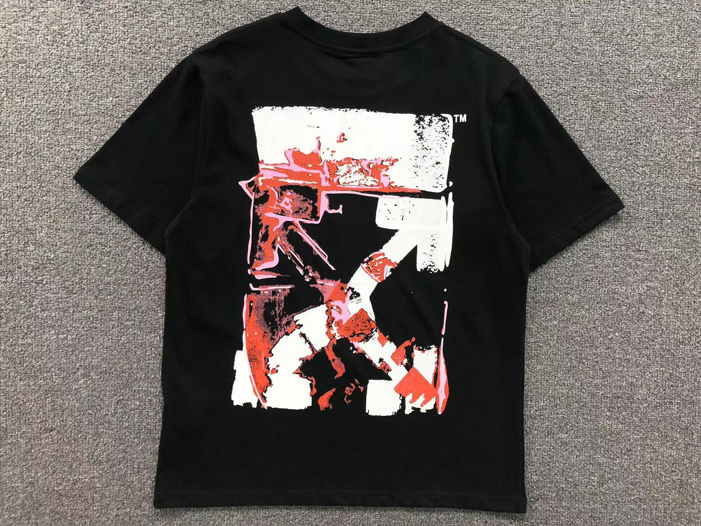 Off White Acrylic Arrow Tee Black