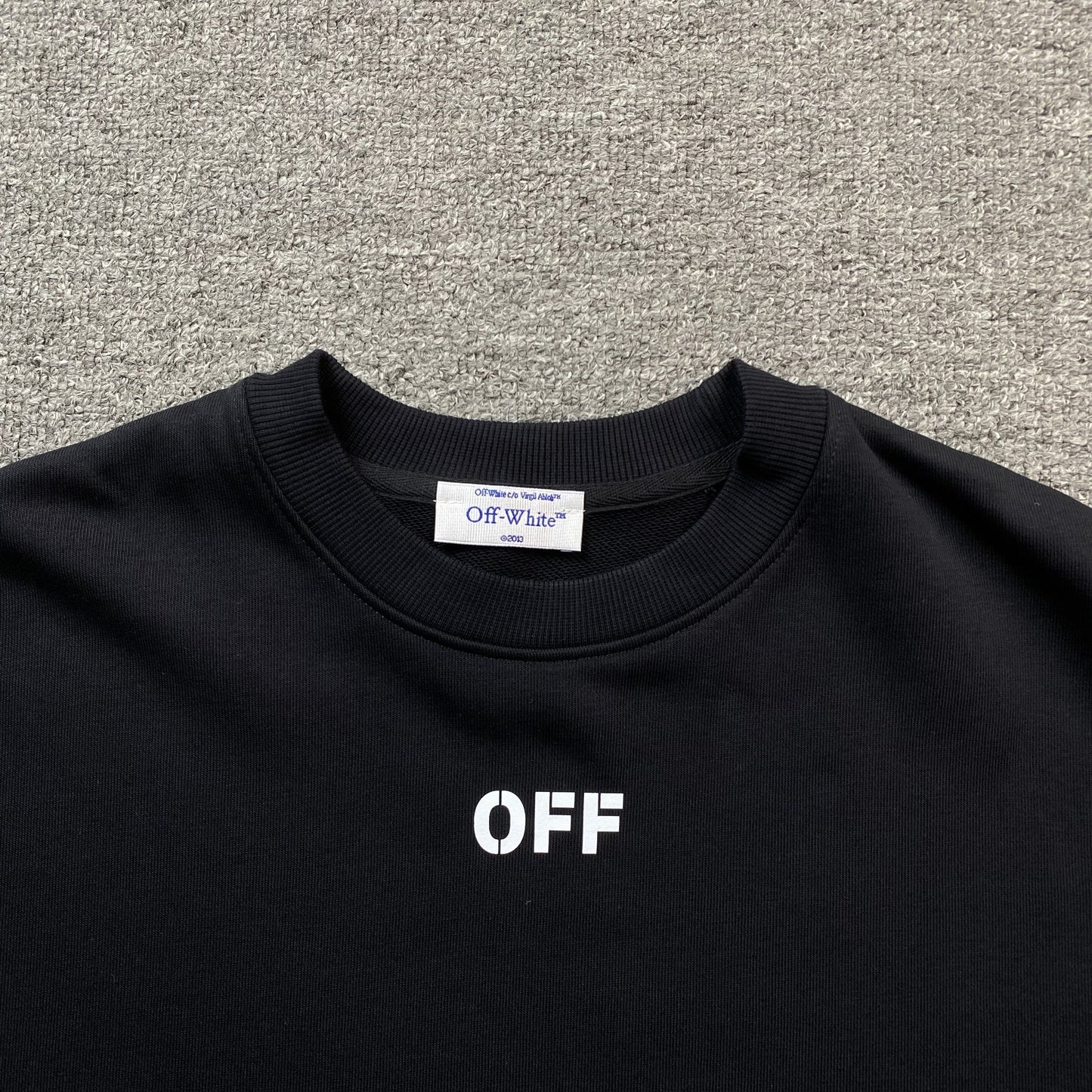 OFF WHITE DOUBLE MOON ARROW CREWNECK BLACK