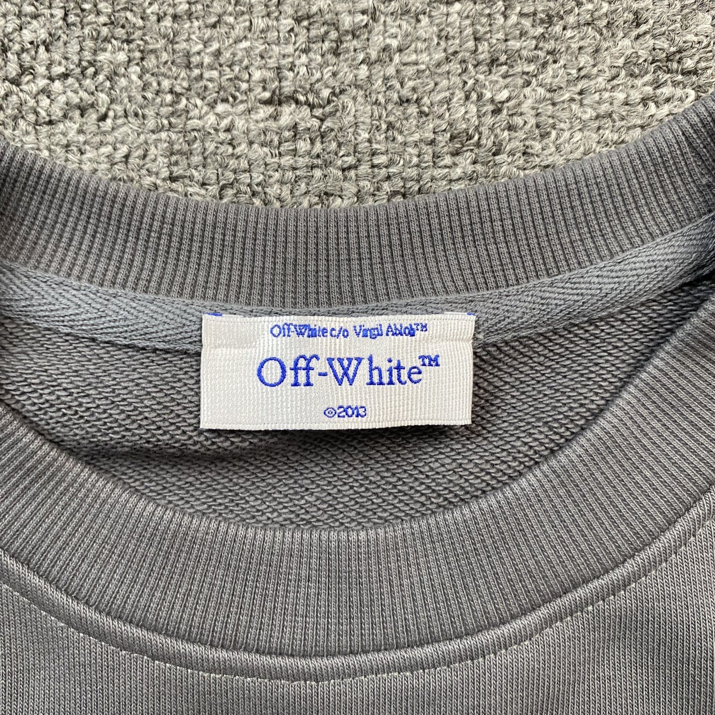 OFF WHITE FADED LOGO PRINT CREWNECK GREY