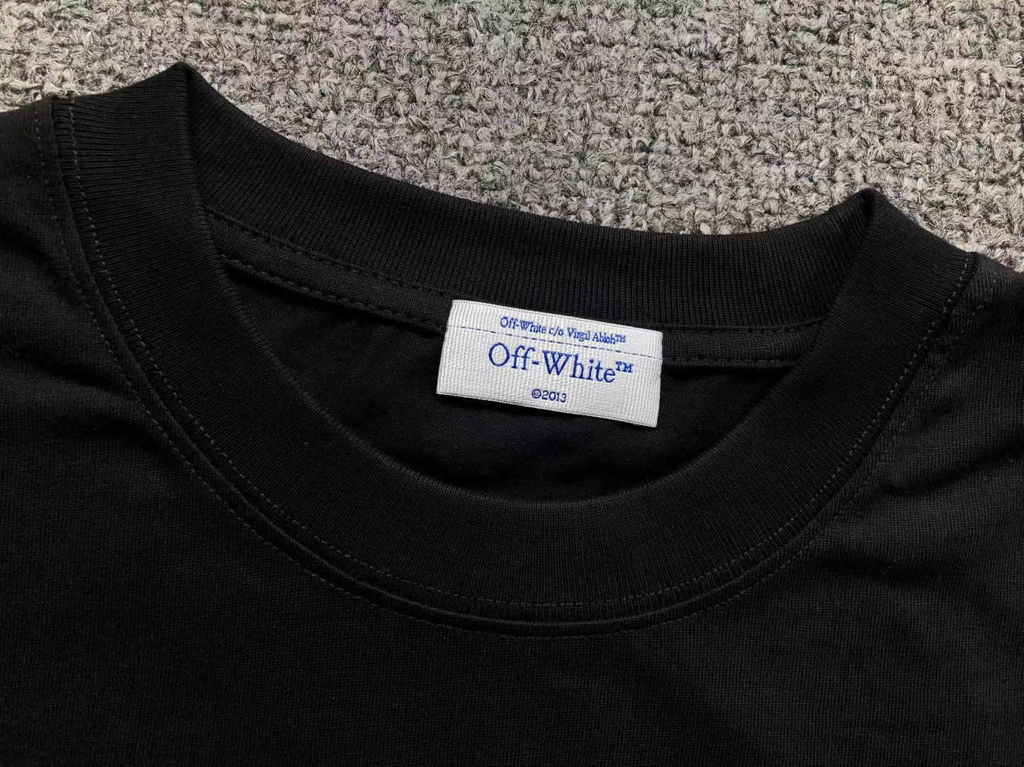 Off White Fresco Oval Tee Black