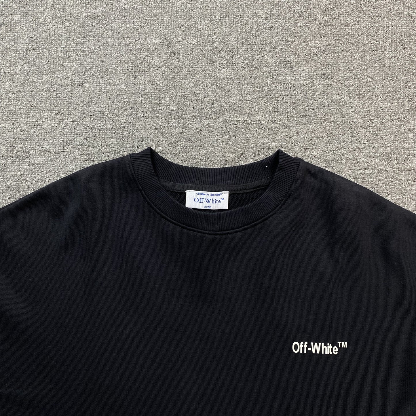OFF WHITE MOON ARROW CREWNECK BLACK