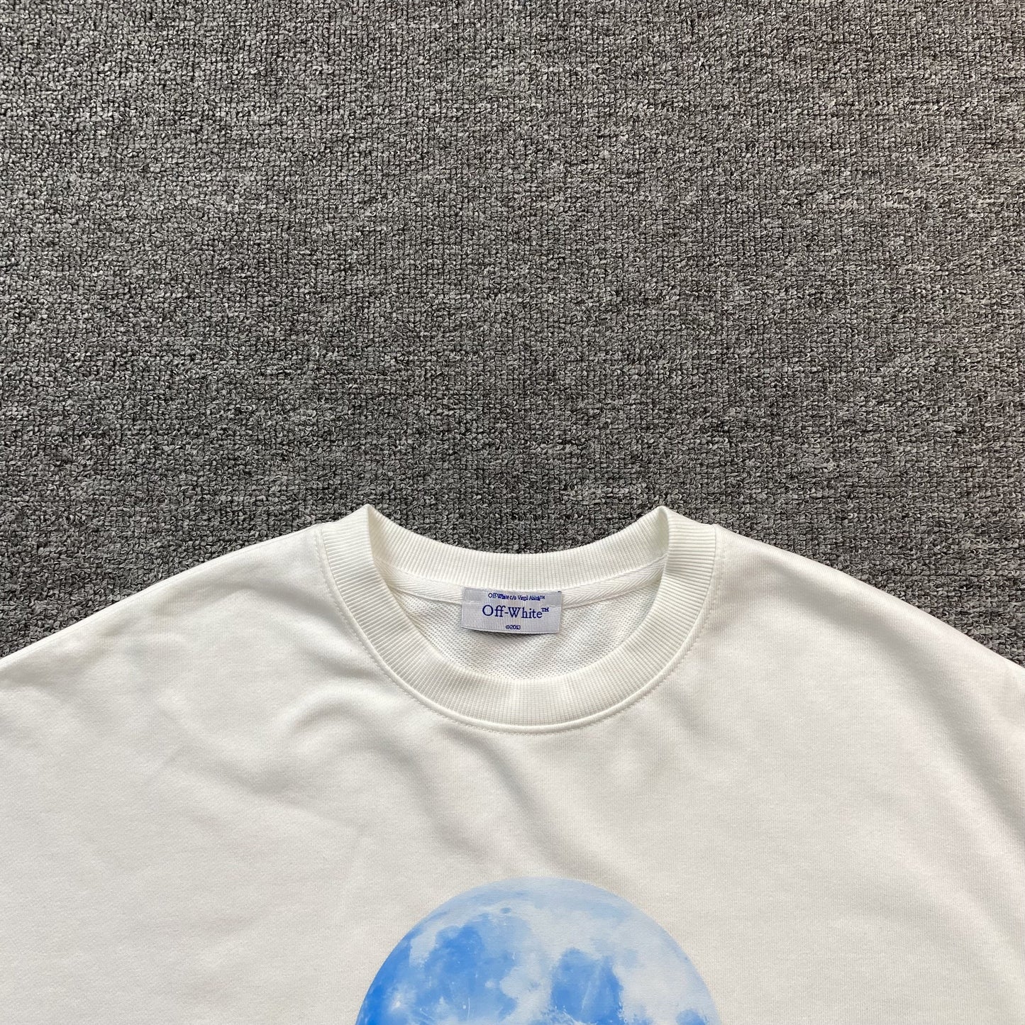 OFF WHITE MOON PRINT CREWNECK WHITE