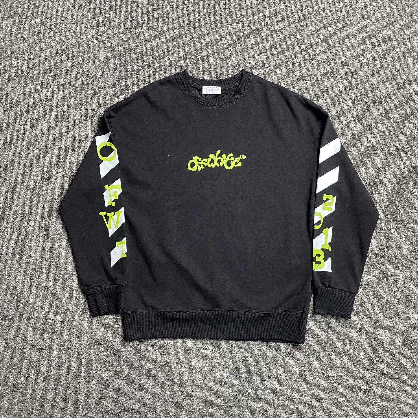 OFF WHITE OPPOSITE ARROW CREWNECK BLACK