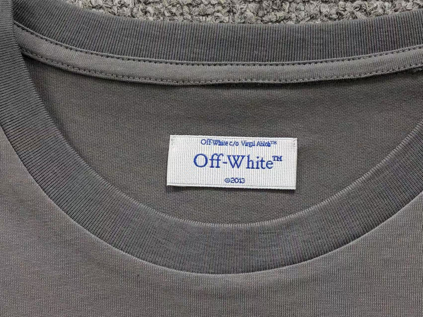 Off White Outline Arrow Tee Grey