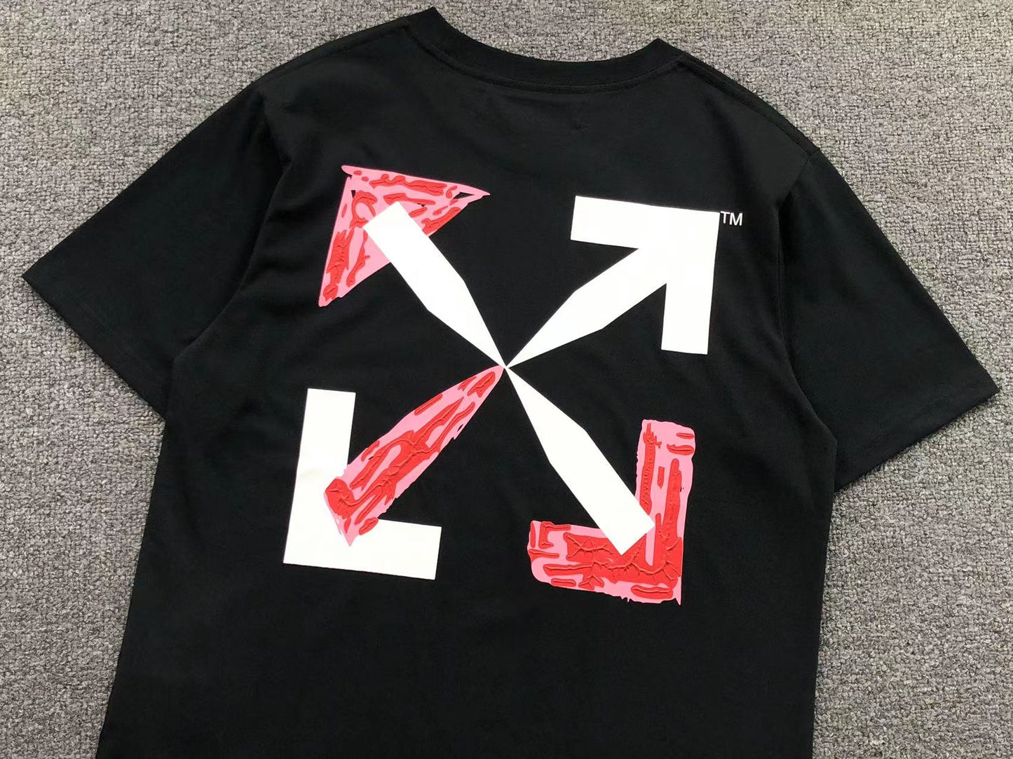 Off White Pink Spray Tee Black