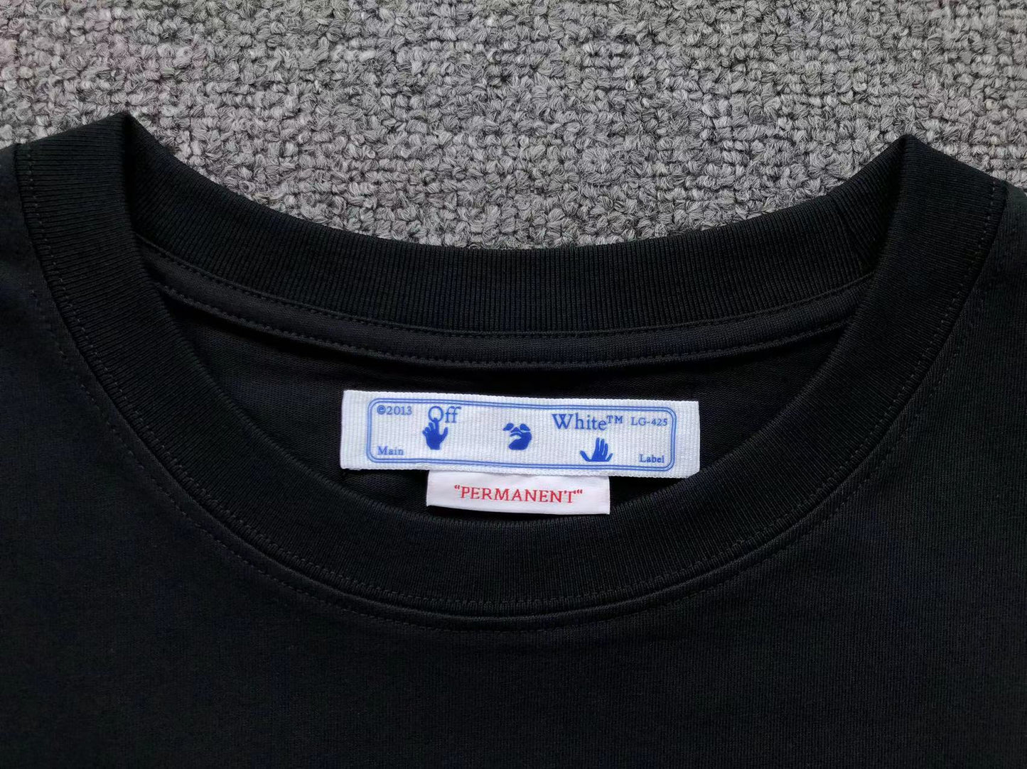 Off White Pink Spray Tee Black