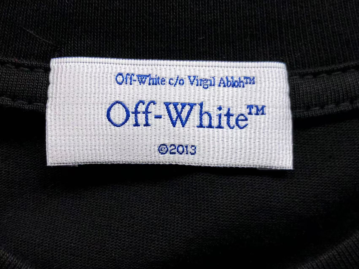 Off White Vibe Arrow Tee Black