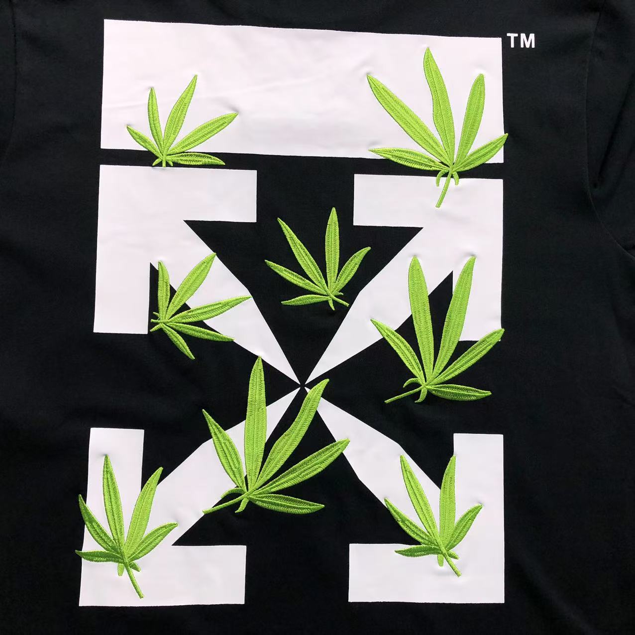 Off White Weed Arrows Tee Black