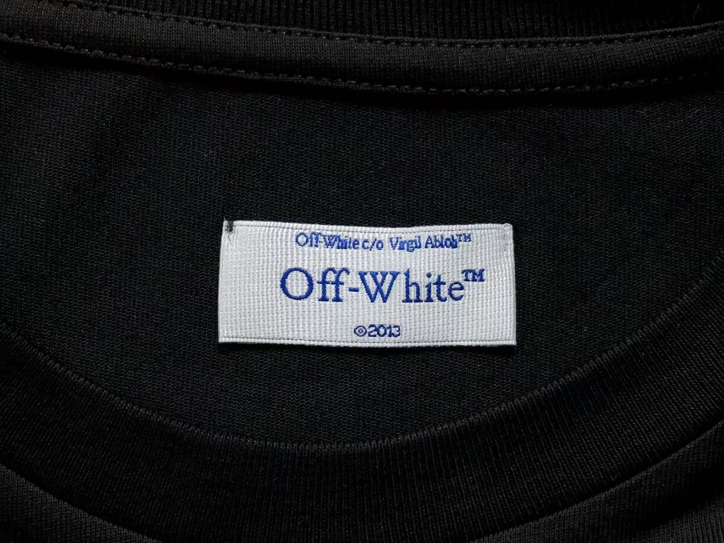 Off White Windy Arrow Tee Black